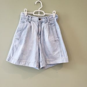 Vintage High Waist Light Wash Mom Denim Shorts